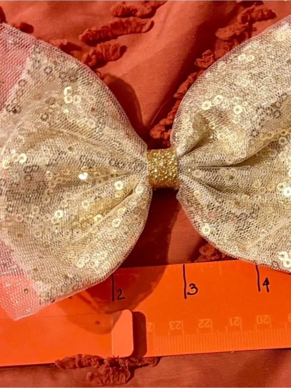 7- bundle of 33 hairbows
